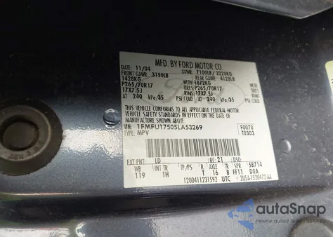 2005 Ford Expedition Eddie Bauer/King Ranch z USA, uszkodzony, nr VIN 1FMFU17505LA53269